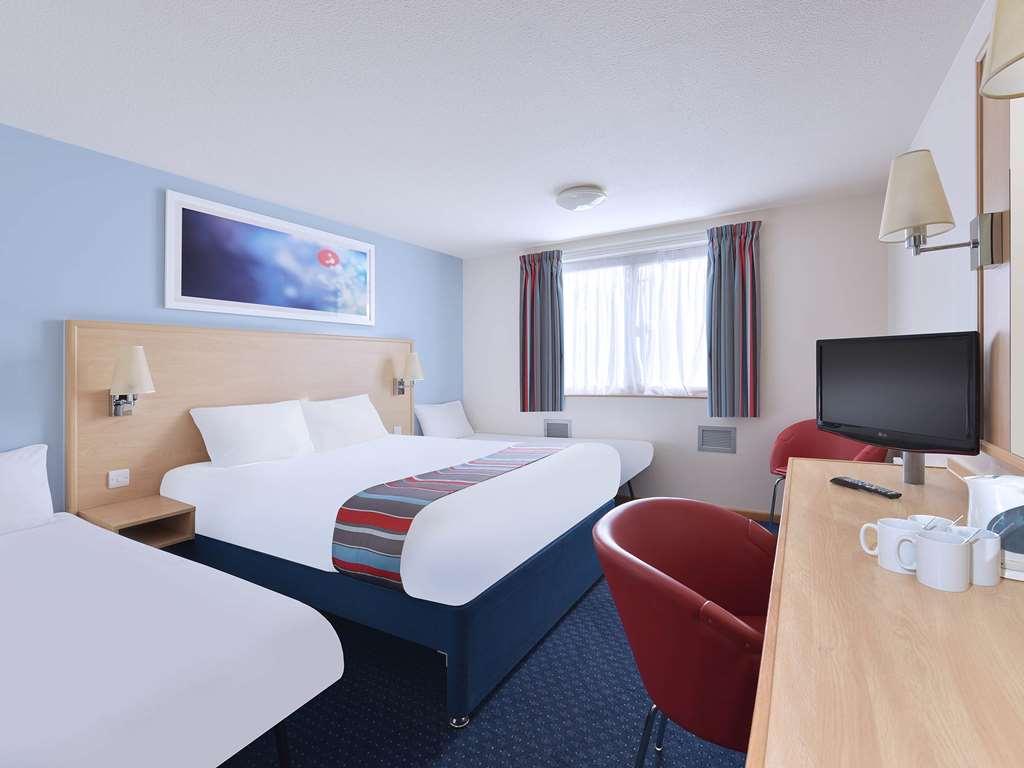 Travelodge Yeovil Podimore Ilchester Quarto foto